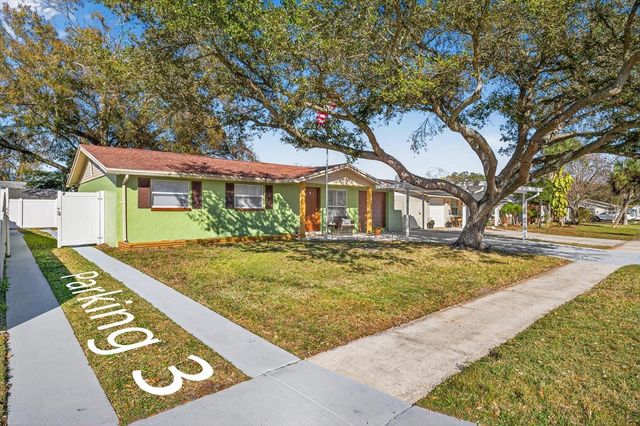 8411 WESTRIDGE DRIVE, Tampa, FL 33615