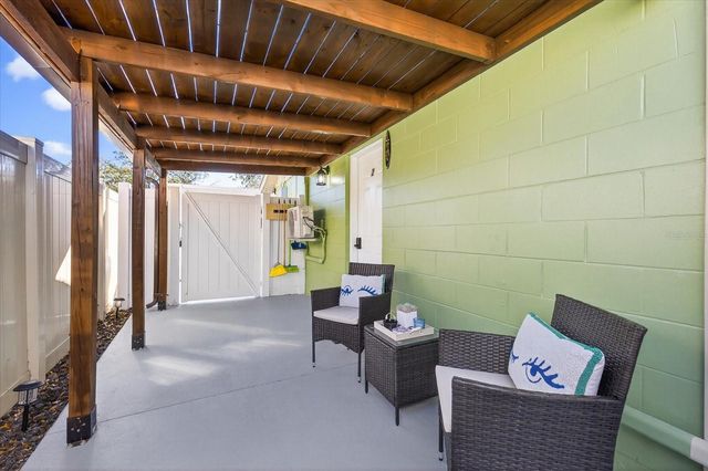 8411 WESTRIDGE DRIVE, Tampa, FL 33615