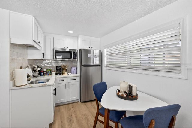 8411 WESTRIDGE DRIVE, Tampa, FL 33615