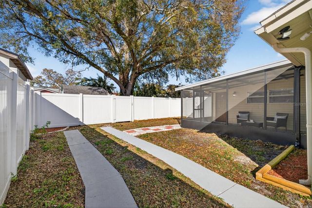8411 WESTRIDGE DRIVE, Tampa, FL 33615