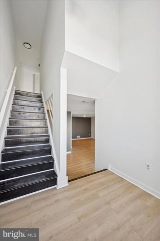 238 COLETTE CT, Levittown, PA 19057