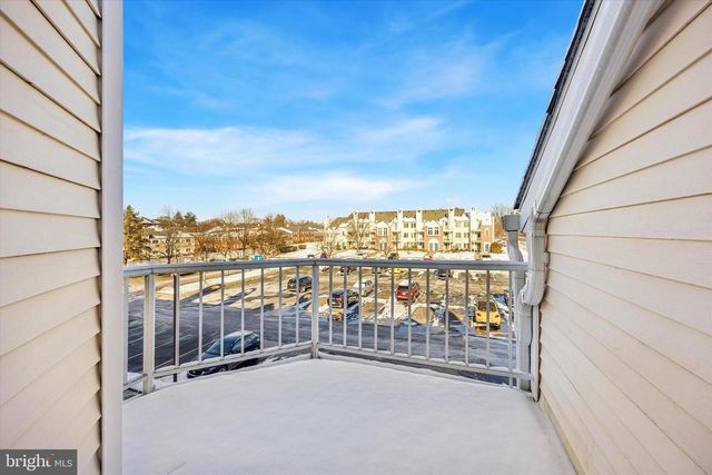 238 COLETTE CT, Levittown, PA 19057