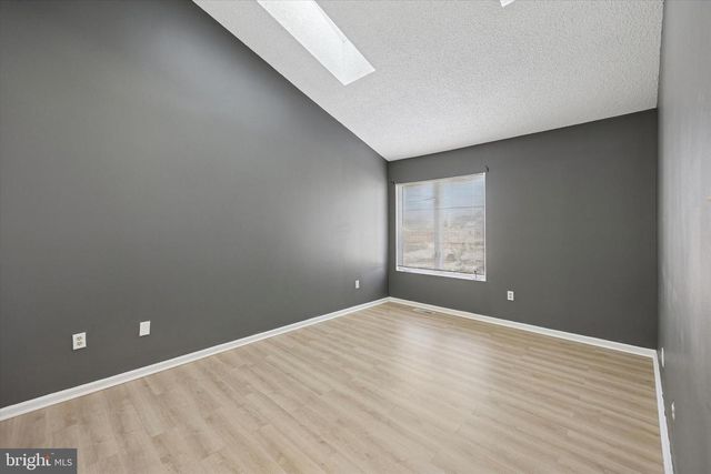 238 COLETTE CT, Levittown, PA 19057