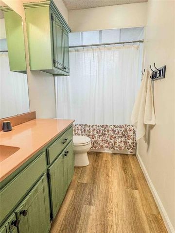 2112 W Rockypoint Drive, Edmond, OK 73003