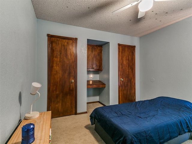 2112 W Rockypoint Drive, Edmond, OK 73003