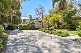 222 11TH AVENUE N, St Petersburg, FL 33701