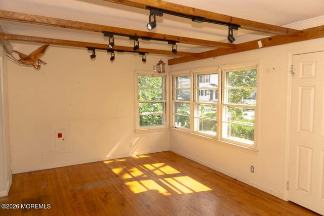 3 Coluco Place, Keyport, NJ 07735