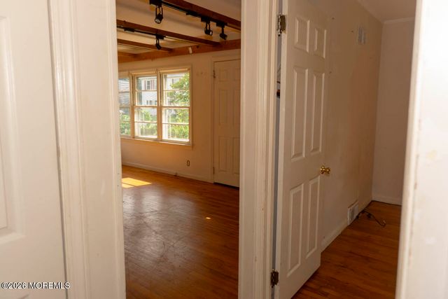 3 Coluco Place, Keyport, NJ 07735