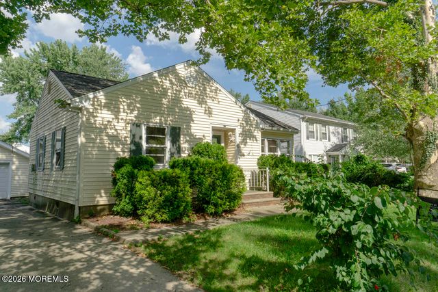 3 Coluco Place, Keyport, NJ 07735
