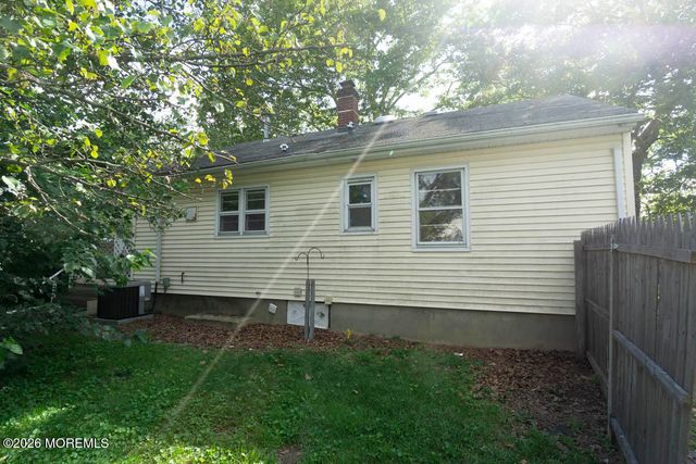 3 Coluco Place, Keyport, NJ 07735