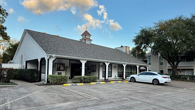 14911 Wunderlich Drive 1706, Houston, TX 77069