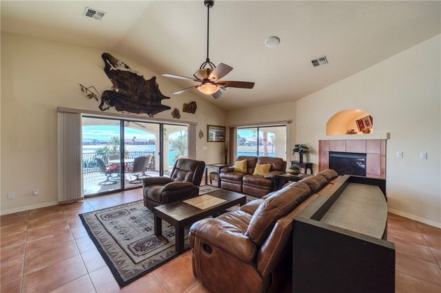 2062 E Lago Grande Cove, Fort Mohave, AZ 86426