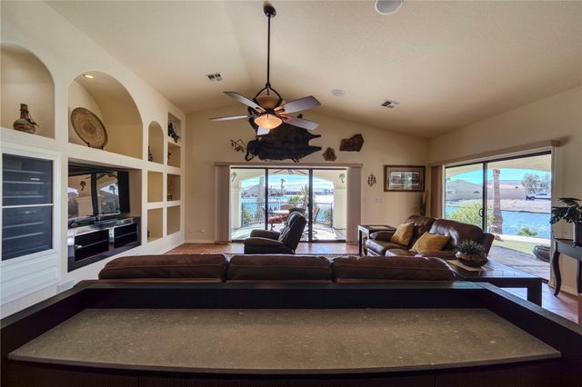 2062 E Lago Grande Cove, Fort Mohave, AZ 86426