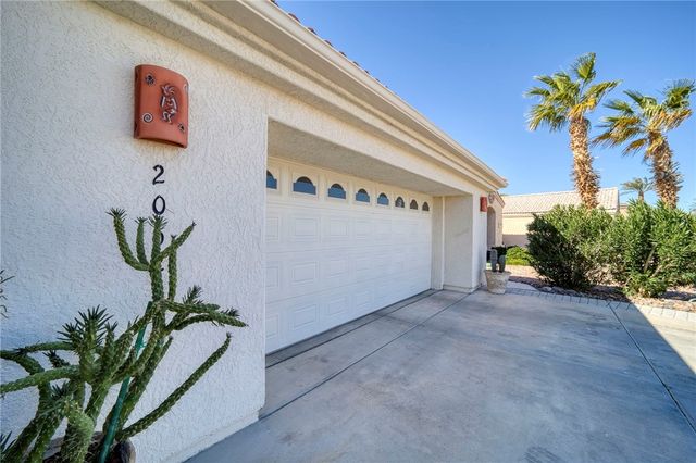 2062 E Lago Grande Cove, Fort Mohave, AZ 86426