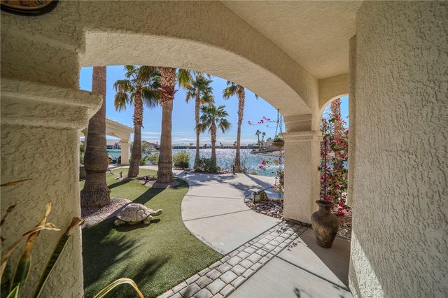 2062 E Lago Grande Cove, Fort Mohave, AZ 86426