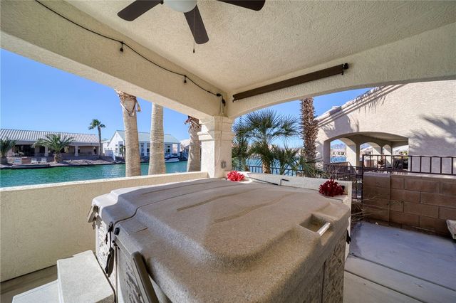 2062 E Lago Grande Cove, Fort Mohave, AZ 86426
