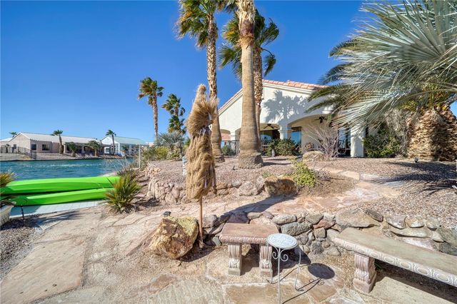 2062 E Lago Grande Cove, Fort Mohave, AZ 86426