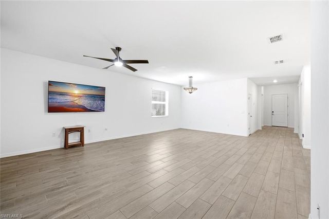 2294 Avocado LN, Naples, FL 34120