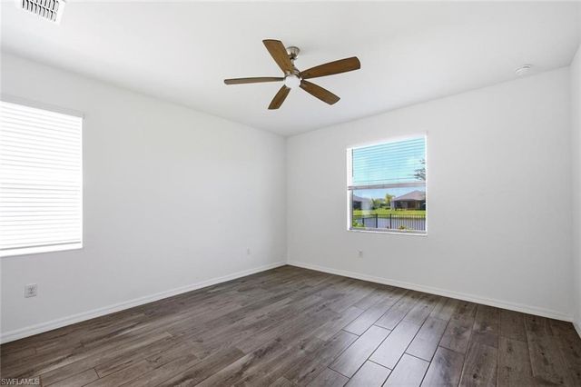 2294 Avocado LN, Naples, FL 34120