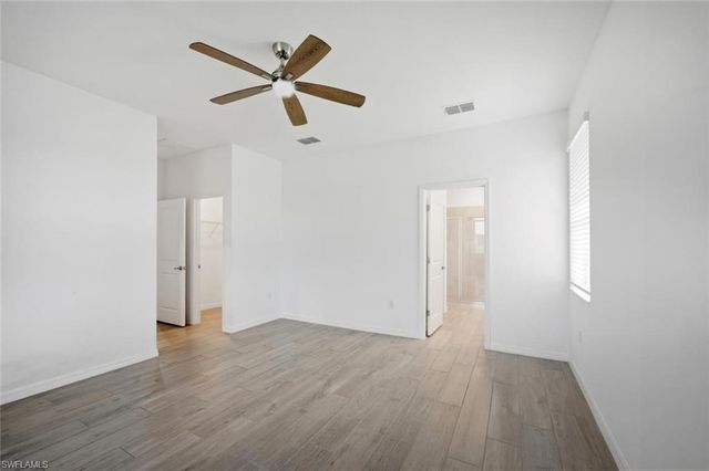 2294 Avocado LN, Naples, FL 34120