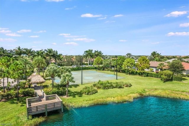 2294 Avocado LN, Naples, FL 34120