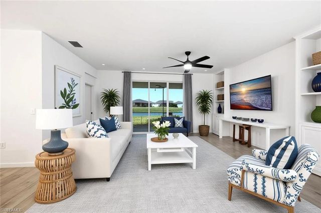 2294 Avocado LN, Naples, FL 34120
