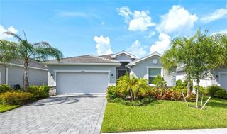 2294 Avocado LN, Naples, FL 34120