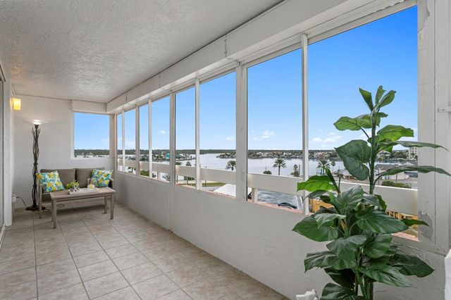 17900 GULF BOULEVARD 6A, Redington Shores, FL 33708