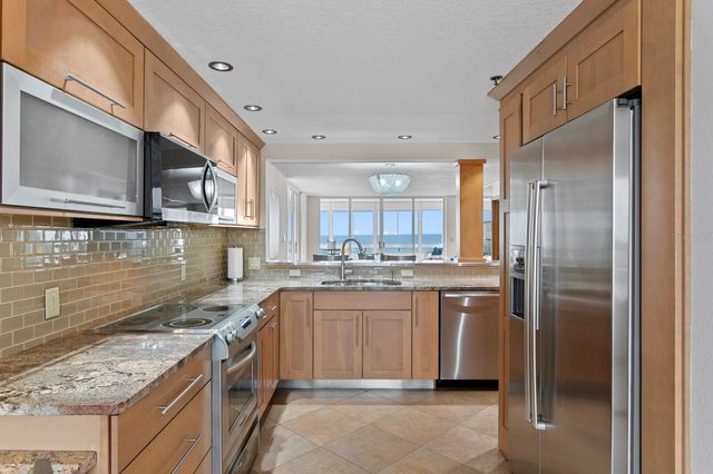 17900 GULF BOULEVARD 6A, Redington Shores, FL 33708