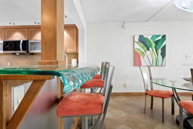 17900 GULF BOULEVARD 6A, Redington Shores, FL 33708