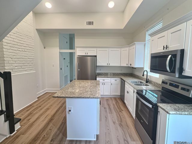 2022 & 2024 Bienville St, New Orleans, LA 70112