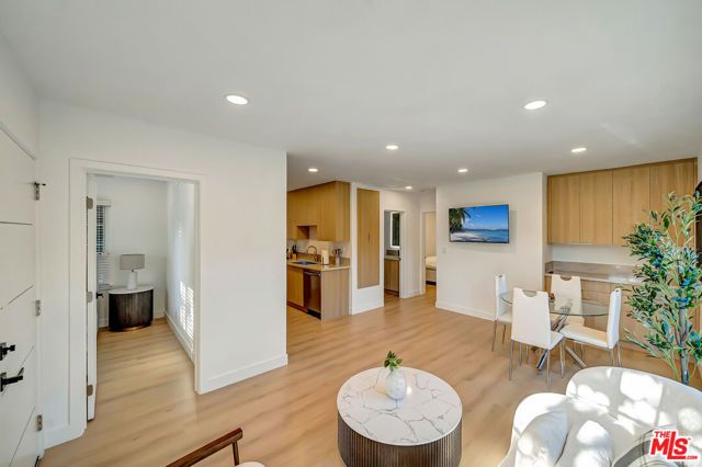 128 Lukens Place, Glendale, CA 91206