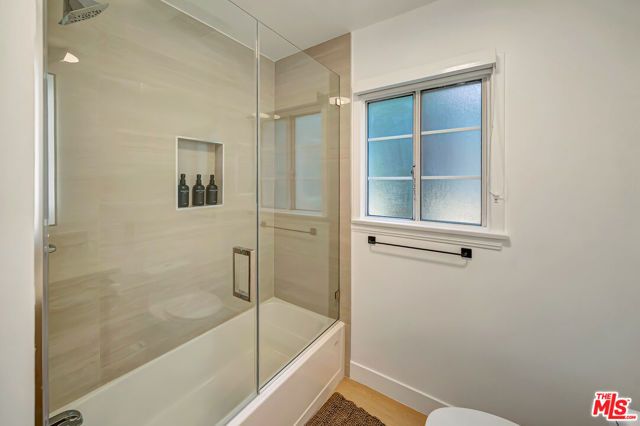 128 Lukens Place, Glendale, CA 91206
