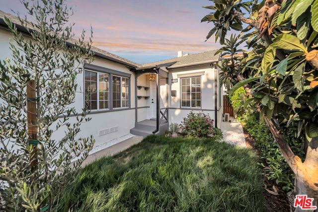 128 Lukens Place, Glendale, CA 91206
