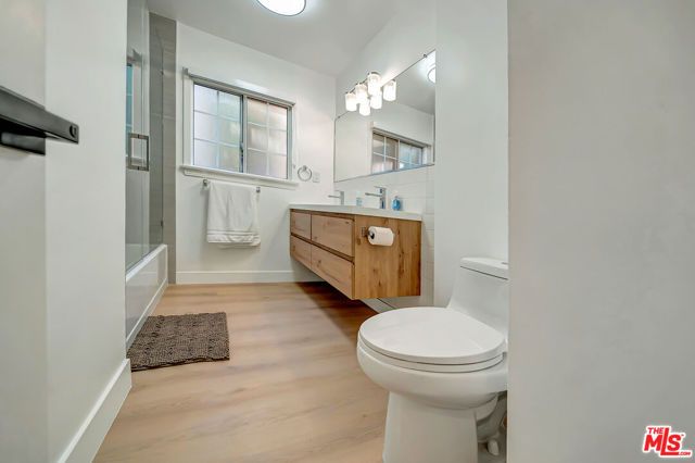 128 Lukens Place, Glendale, CA 91206