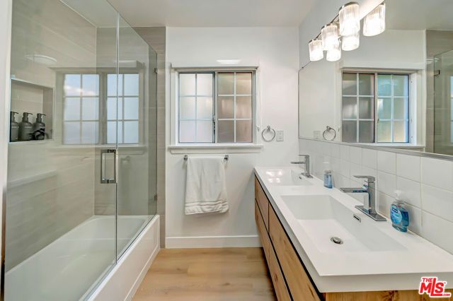 128 Lukens Place, Glendale, CA 91206