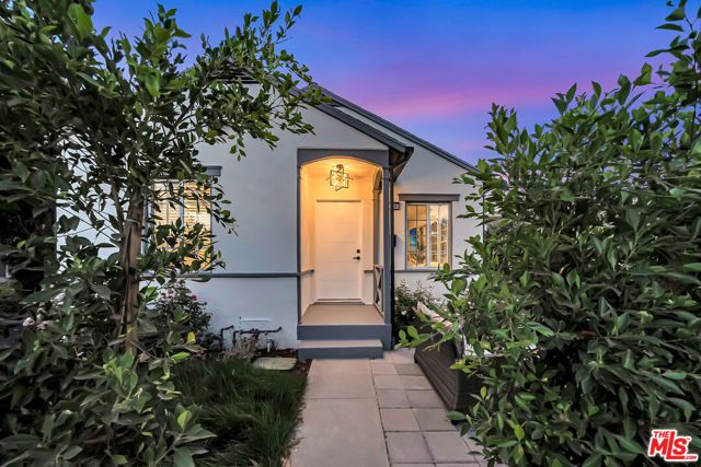 128 Lukens Place, Glendale, CA 91206