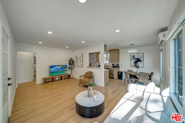 128 Lukens Place, Glendale, CA 91206