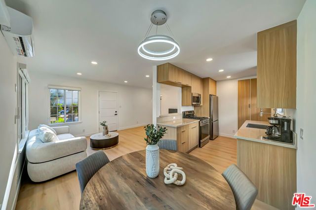 128 Lukens Place, Glendale, CA 91206