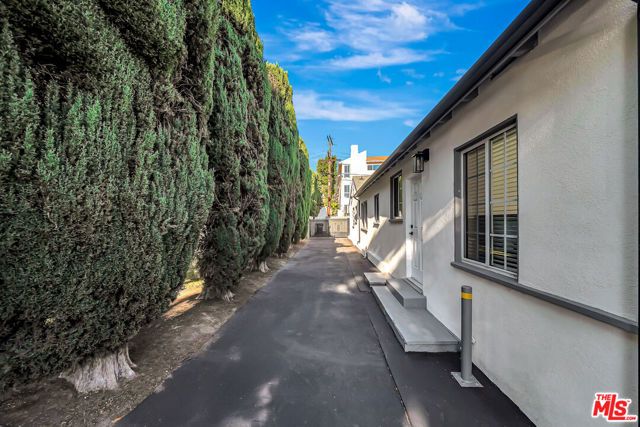 128 Lukens Place, Glendale, CA 91206