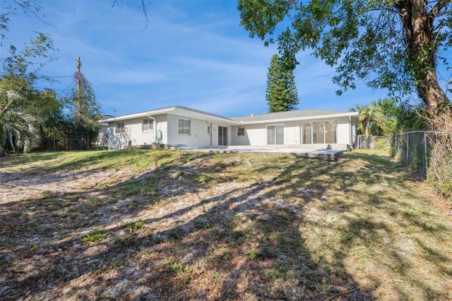 1911 BEACON STREET, Deltona, FL 32738