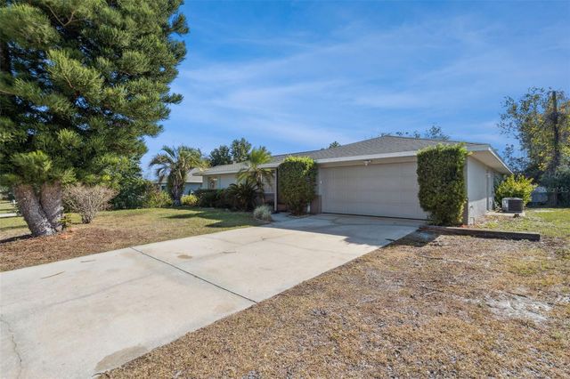 1911 BEACON STREET, Deltona, FL 32738