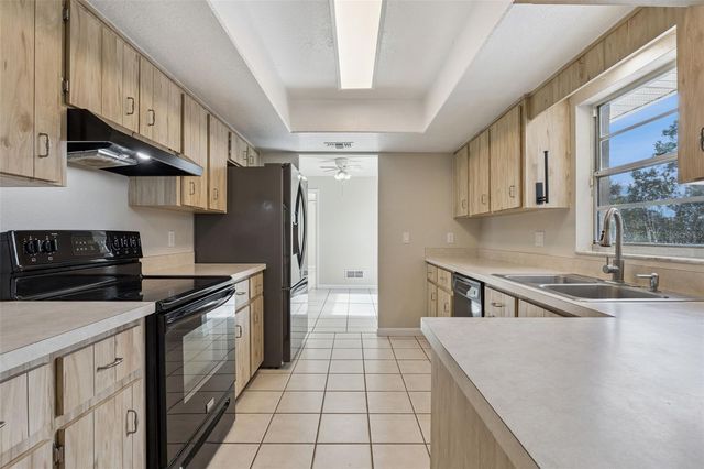 1911 BEACON STREET, Deltona, FL 32738