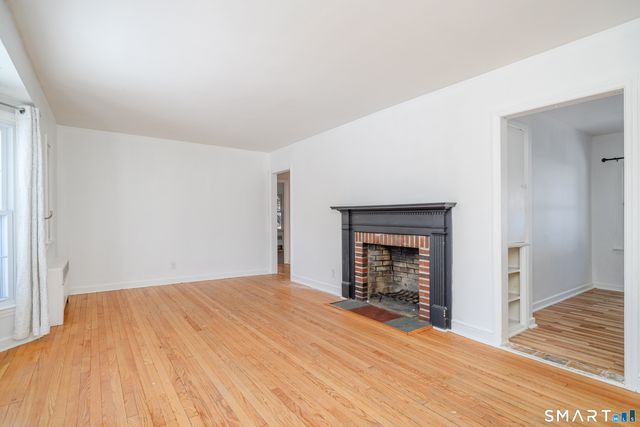 8 First Street Extension, Danbury, CT 06810