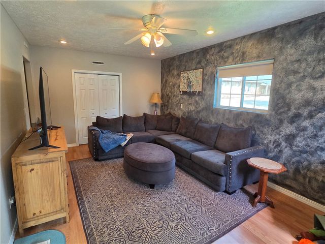 224 N Adams Street, Harrison, AR 72601