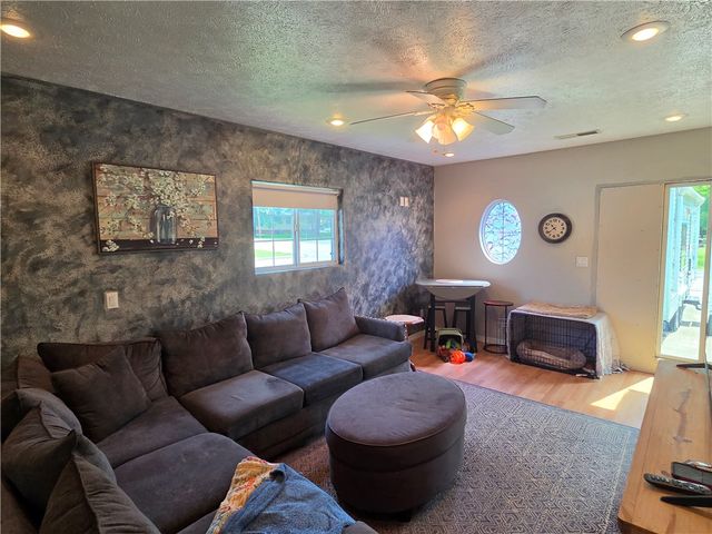 224 N Adams Street, Harrison, AR 72601