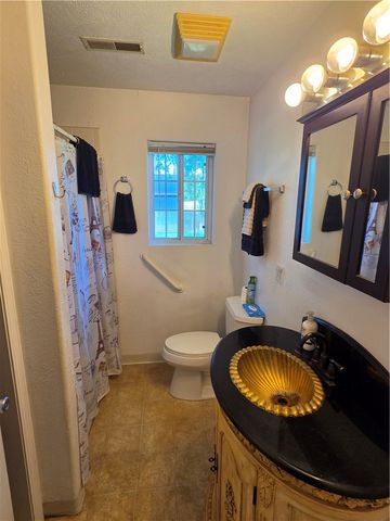 224 N Adams Street, Harrison, AR 72601