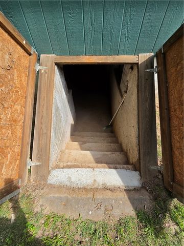 224 N Adams Street, Harrison, AR 72601