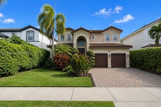 13989 SW 155th Ter, Miami, FL 33177