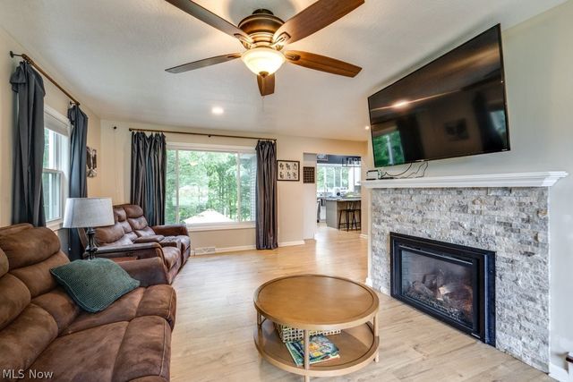 7447 Midland Road, Independence, OH 44131